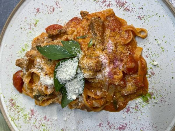 Tagliatelle cu Mușchi de Vită